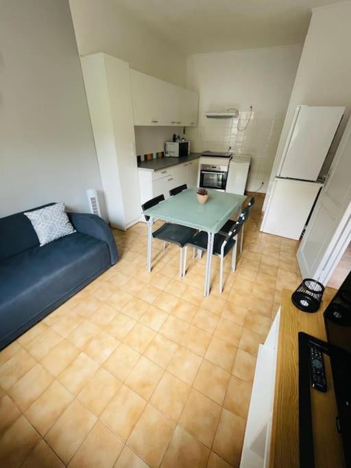 Chez Leo I - Appartement T2 Proche Tricastin Bollene Bagian luar foto
